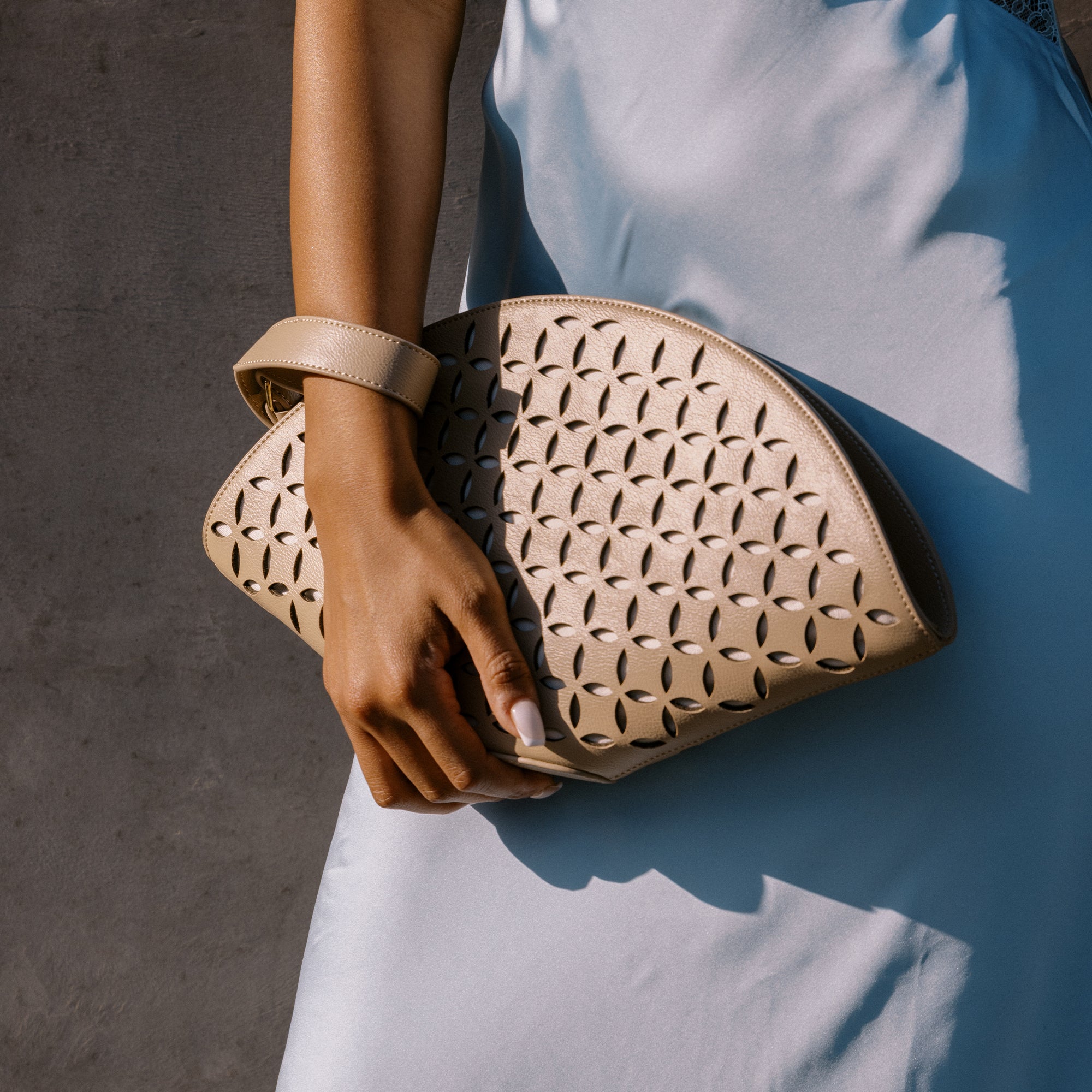ISOLDE CLUTCH BEIGE STELLA - Image 4
