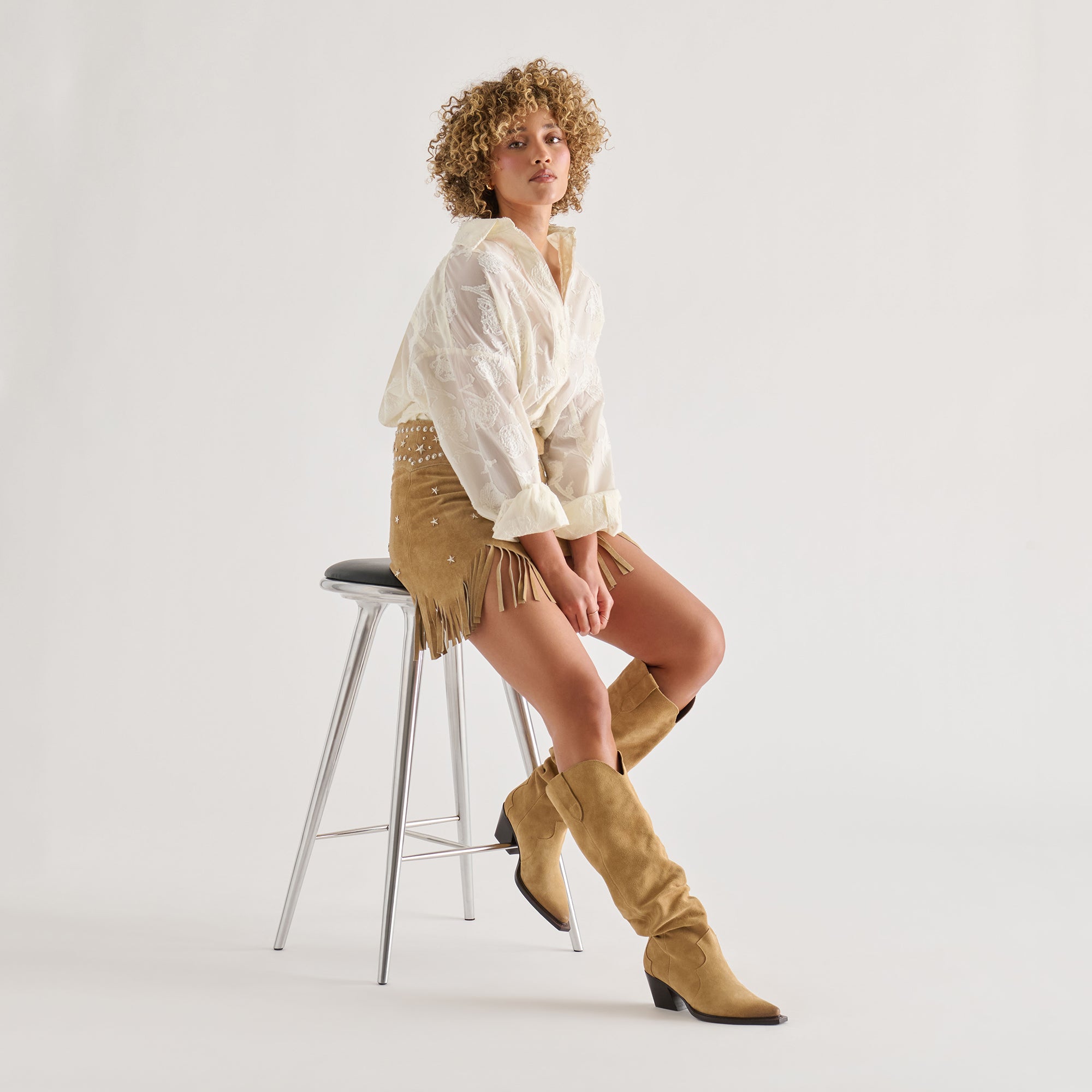 BUCKLY BOOTS CAMEL SUEDE - Image 6