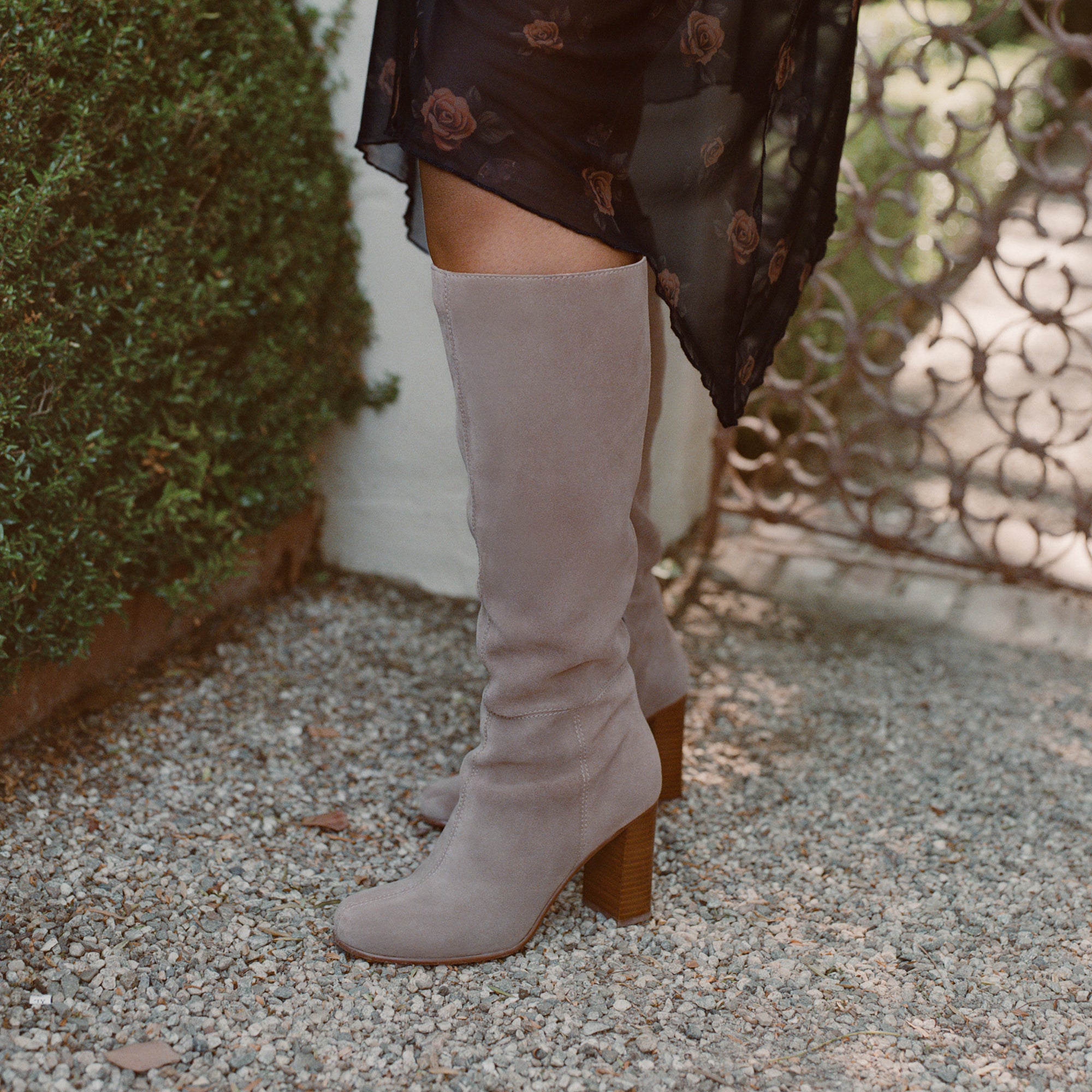 HUDSIN WIDE CALF BOOTS BARLEY SUEDE - Image 4