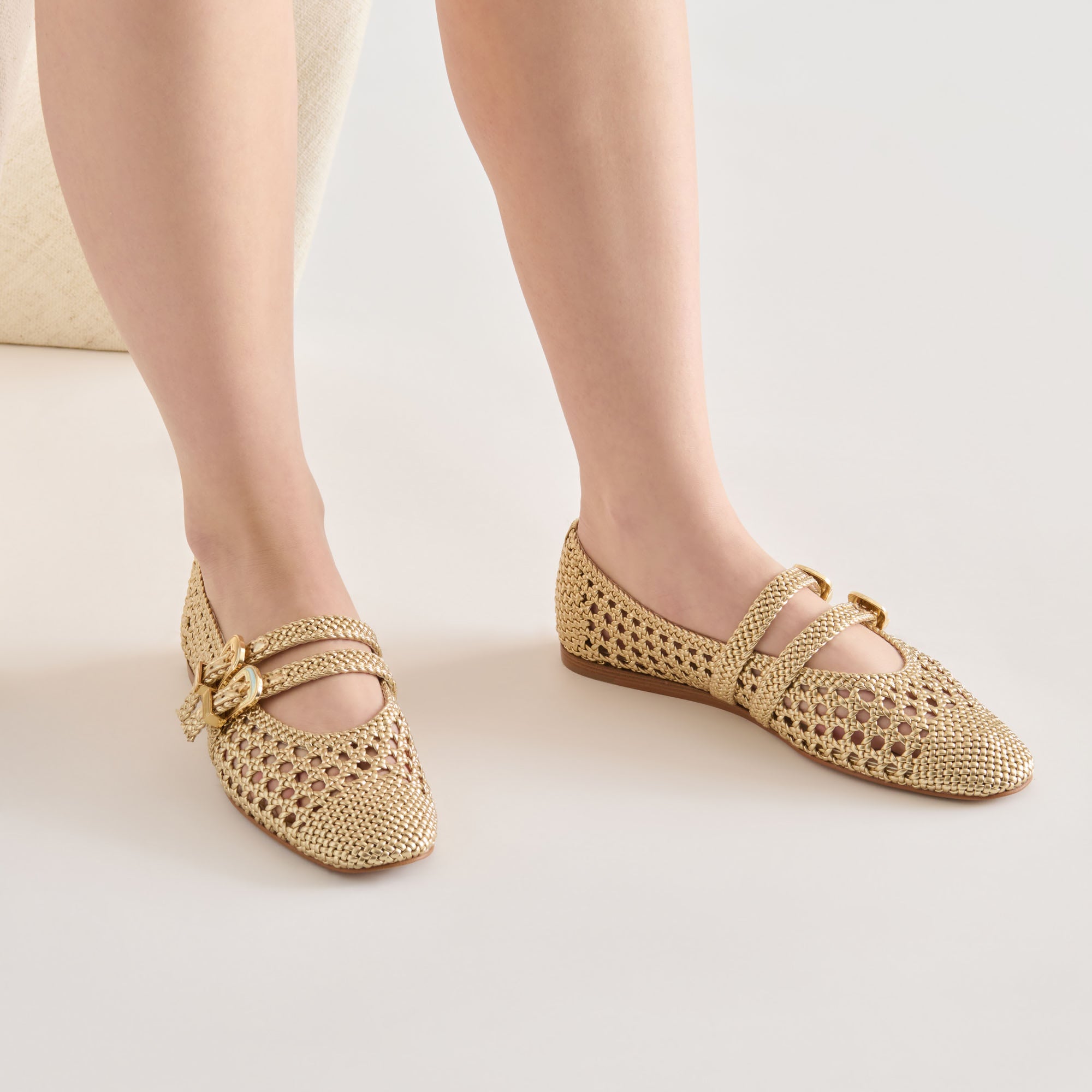 BAYLEE WOVEN BALLET FLATS GOLD WOVEN STELLA - Image 5