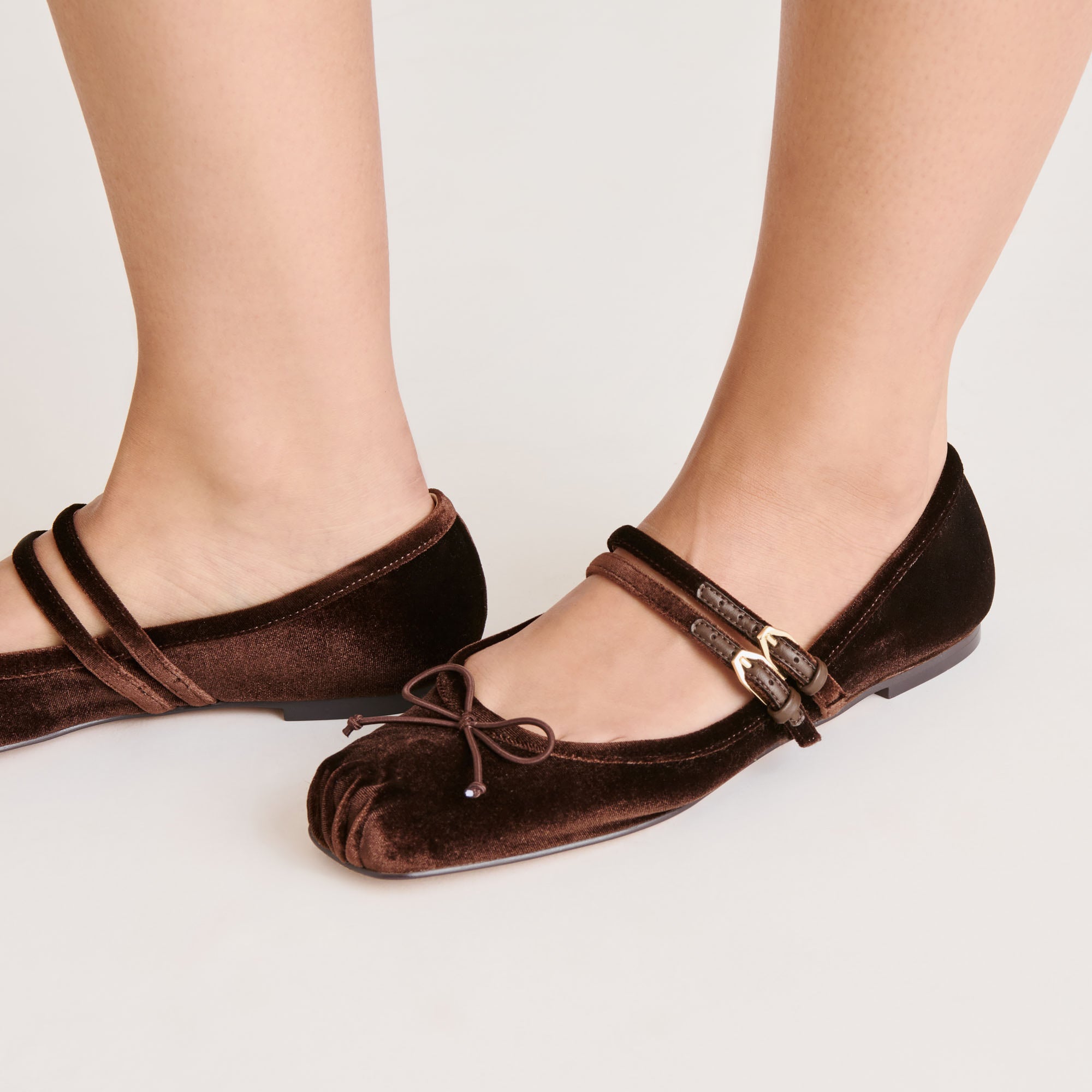GIBSEN BALLET FLATS CHOCOLATE VELVET - Image 2