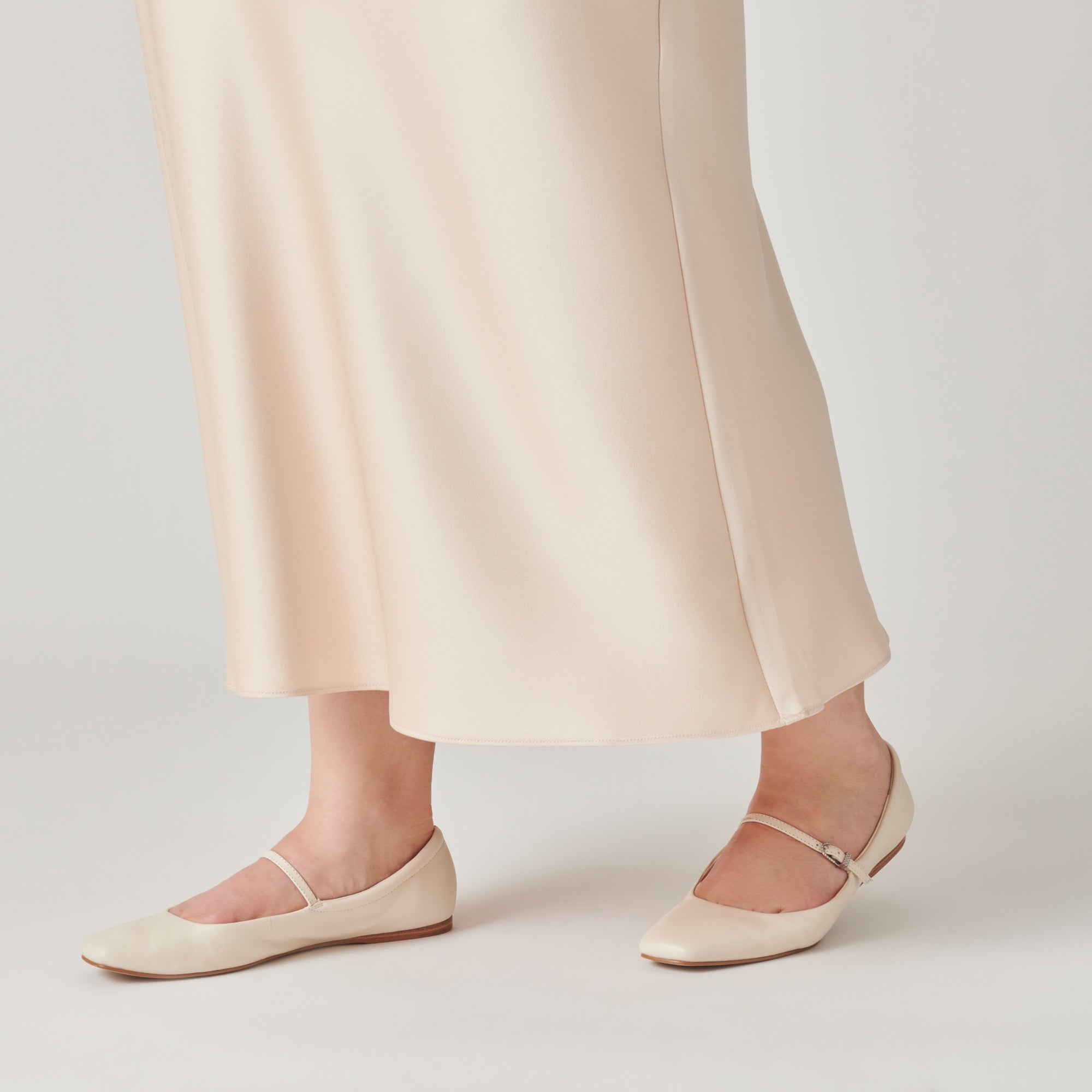 REYES WIDE BALLET FLATS IVORY LEATHER - Image 3