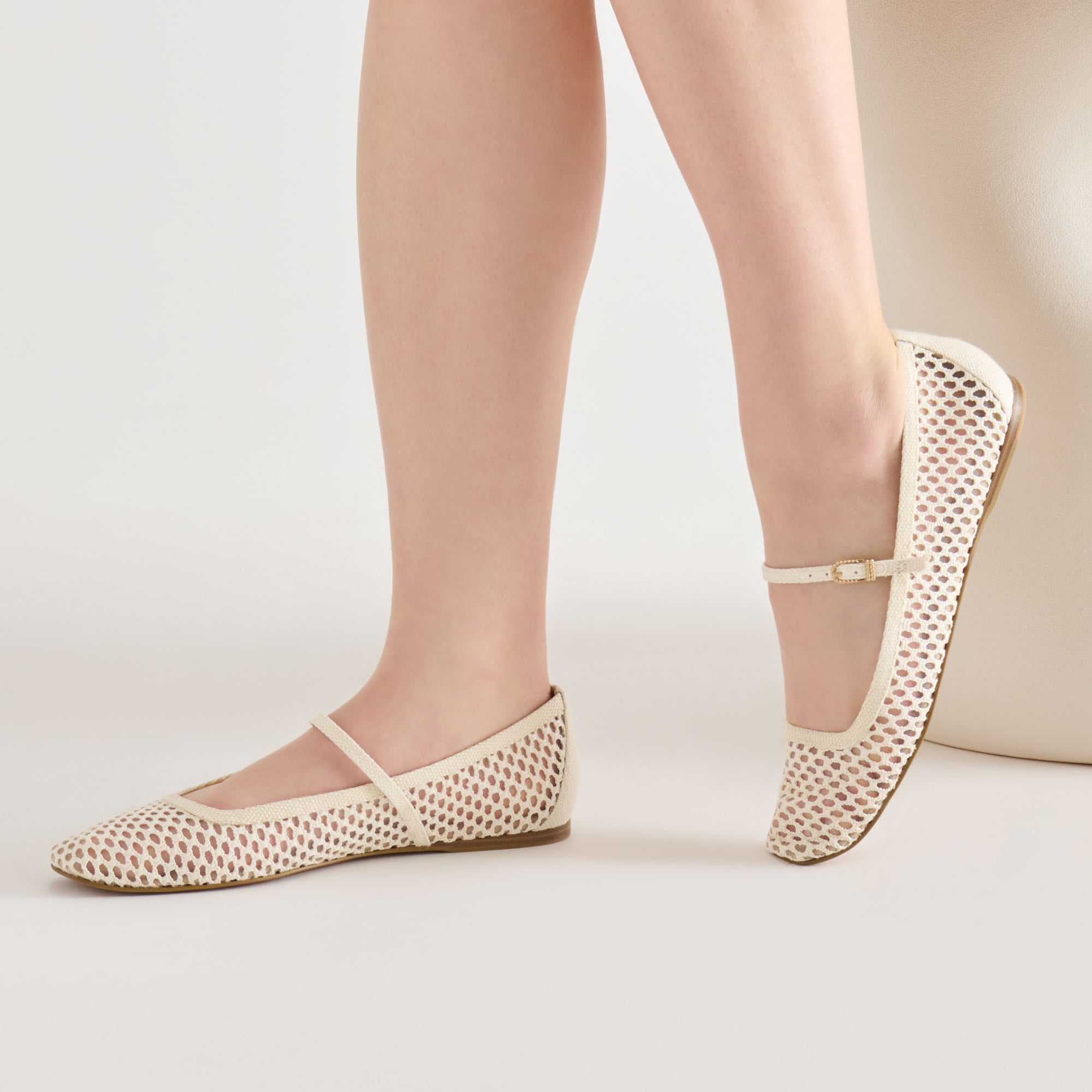 REYES BALLET FLATS WHITE WOVEN RAFFIA - Image 4