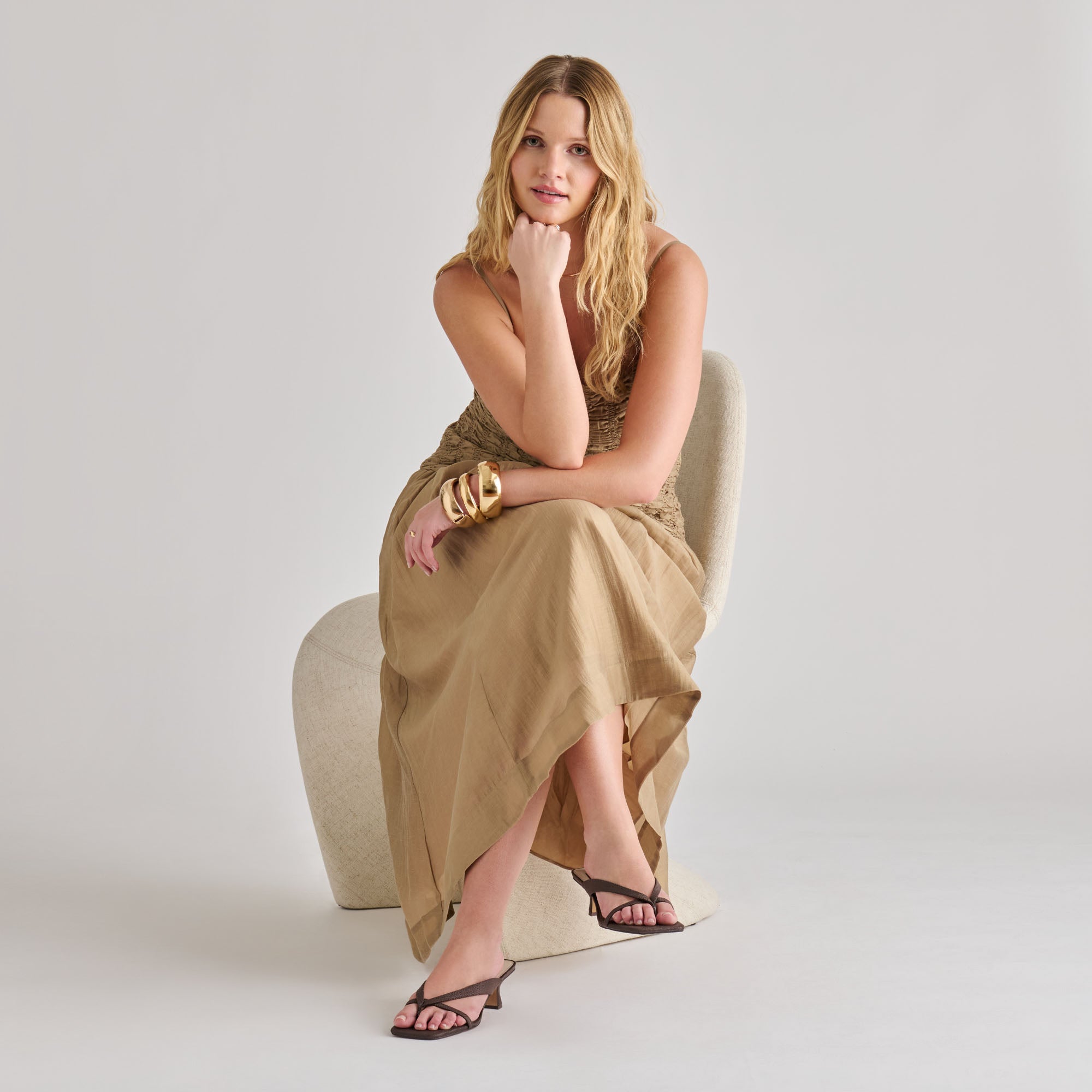 BREVEL HEELS CHOCOLATE RAFFIA - Image 4