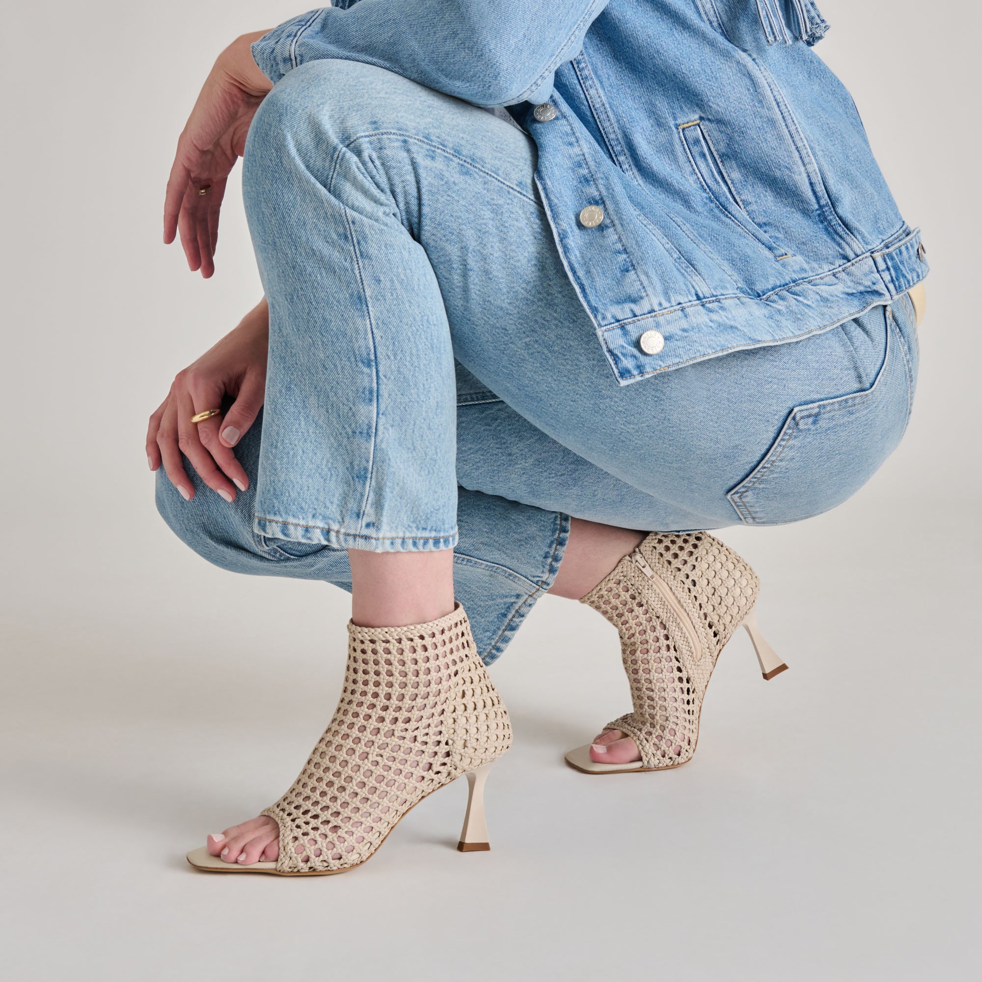 QUIN HEELS BONE WOVEN LEATHER - Image 2