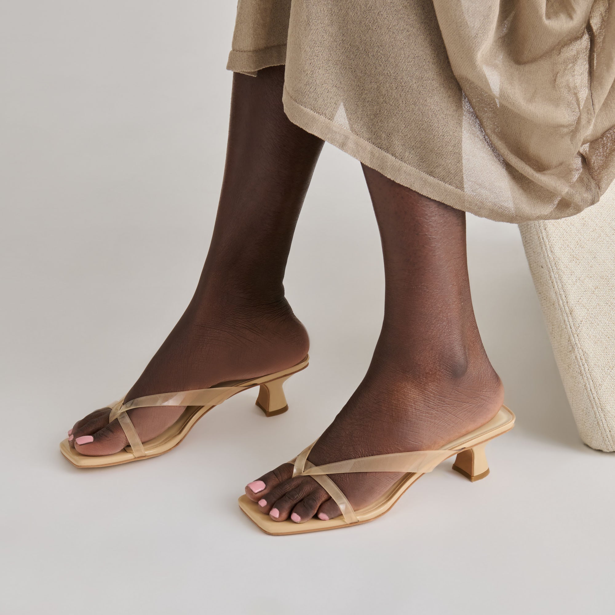 BREVEL VINYL HEELS PRALINE JELLY - Image 2