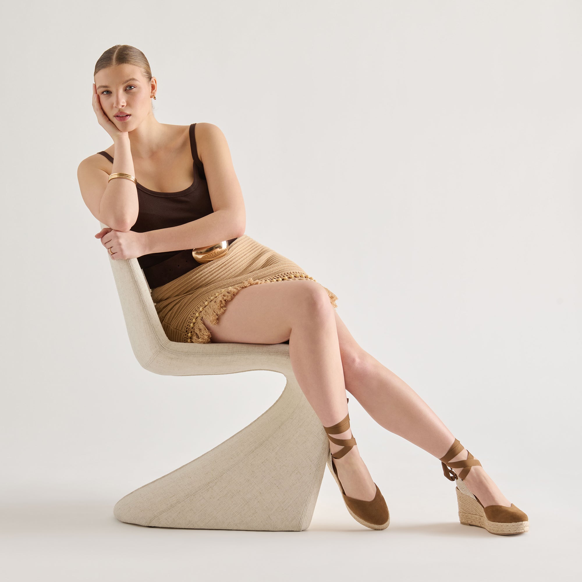 NOURA WEDGES LT BROWN SUEDE - Image 4