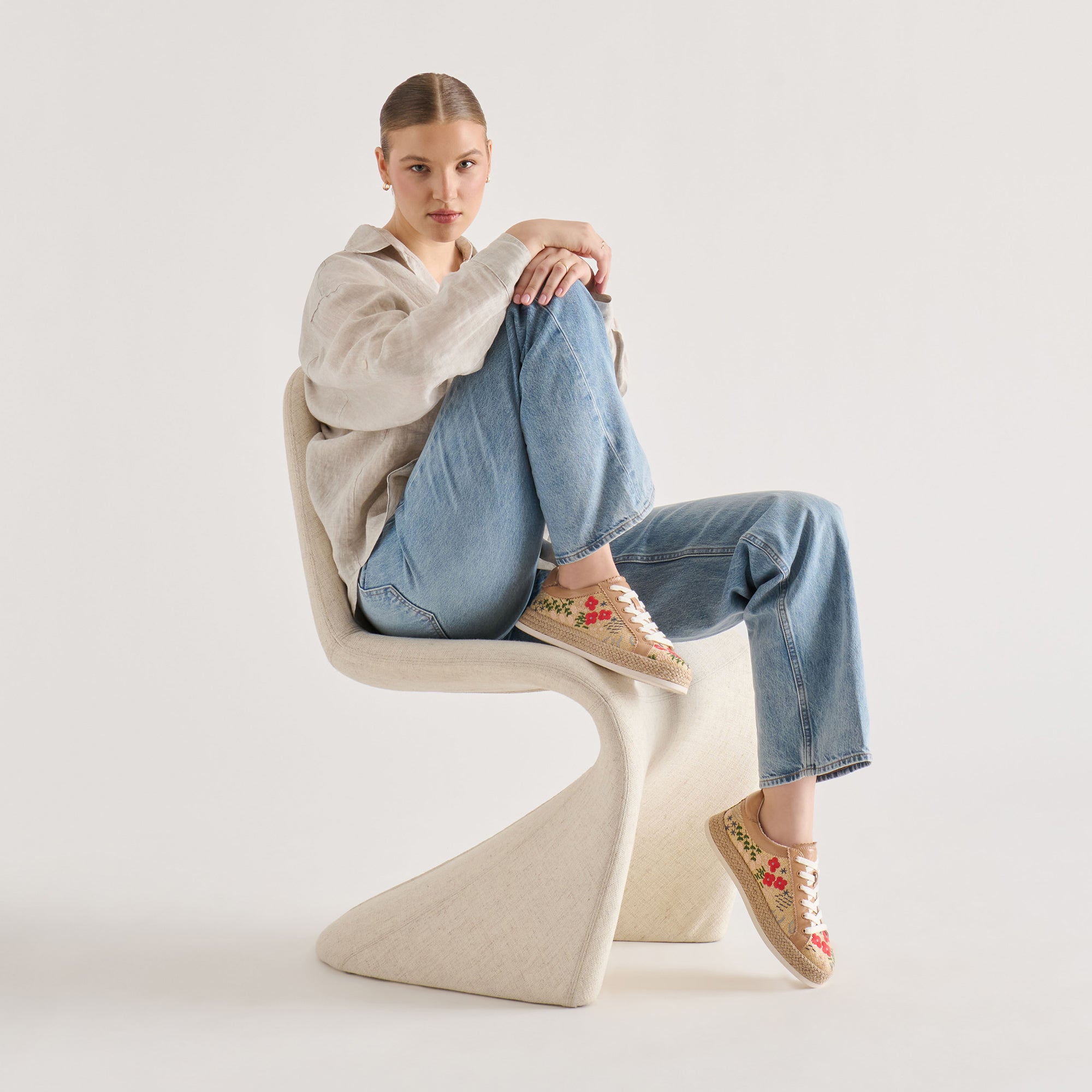 AZALIA SNEAKERS SAND FLORAL RAFFIA - Image 2