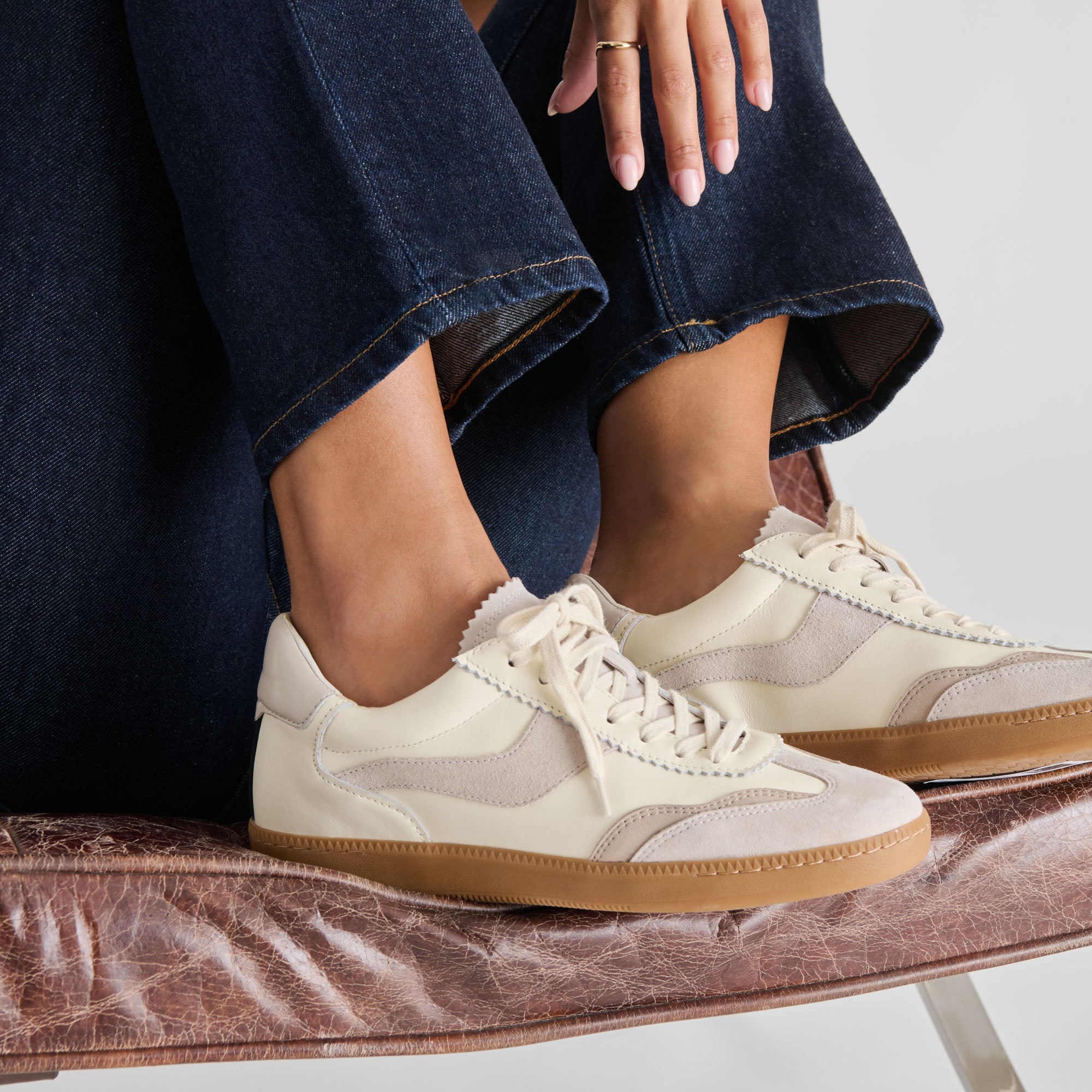 NOTICE SNEAKERS GREY WHITE LEATHER - Image 2