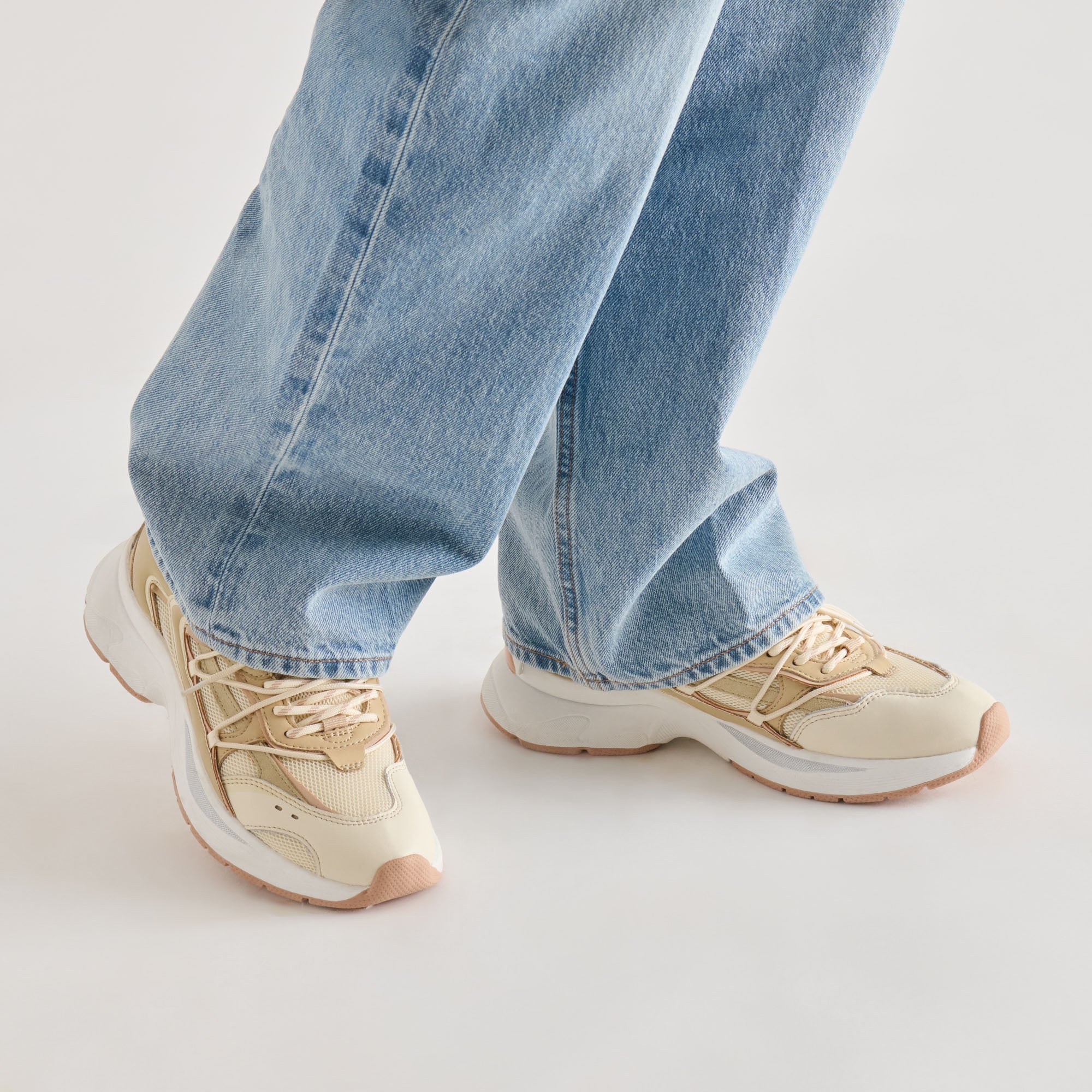 SELMAR SNEAKERS OFF WHITE LEATHER - Image 6